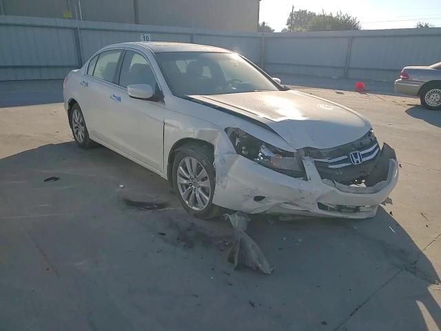 2011 Honda Accord VIN: 1HGCP3F80BA004510 Lot: 82398775