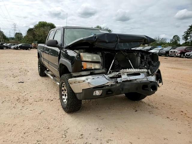 2006 Chevrolet Silverado C2500 Heavy Duty VIN: 1GCHC23D56F260498 Lot: 82265275