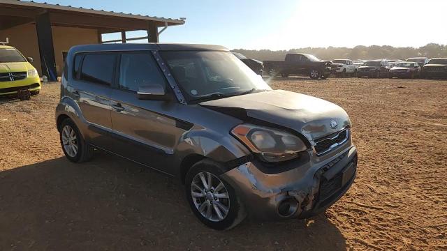 2012 Kia Soul + VIN: KNDJT2A65C7461720 Lot: 84932435