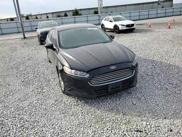 2016 Ford Fusion S VIN: 1FA6P0G74G5120296 Lot: 82566175
