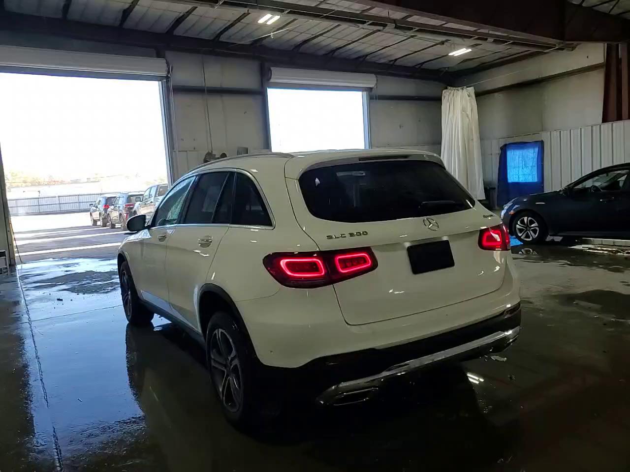 Фото: WDC0G8EBXLF745581