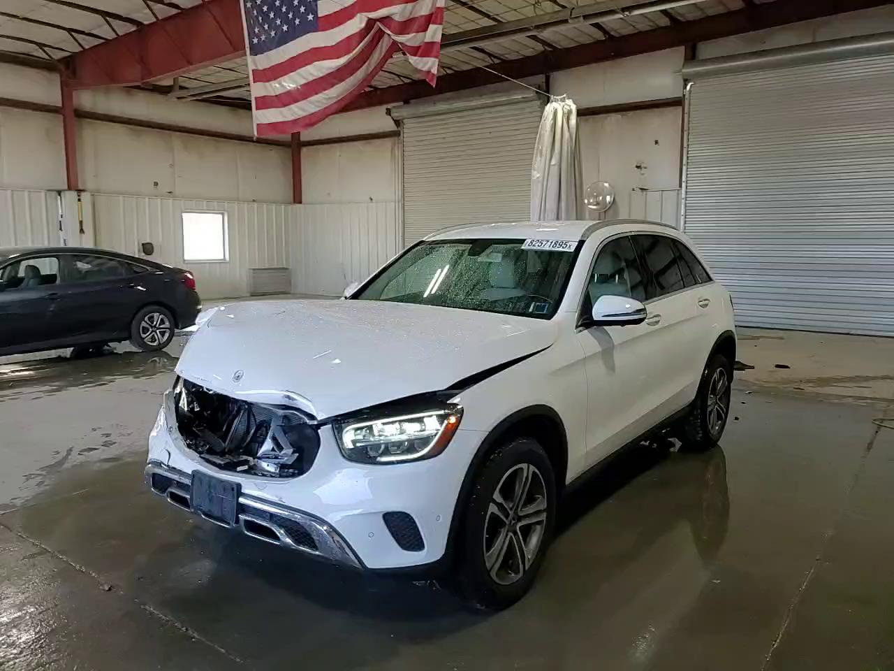 Фото: WDC0G8EBXLF745581