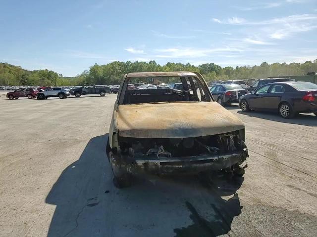 2002 Chevrolet Silverado K1500 VIN: 1GCEK19V42E258581 Lot: 84302735