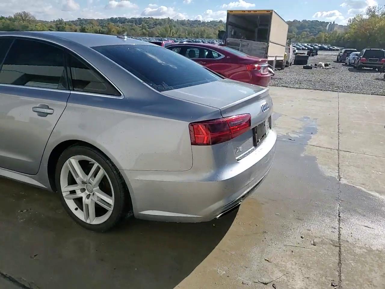 Фото: WAUFGAFC2GN073670