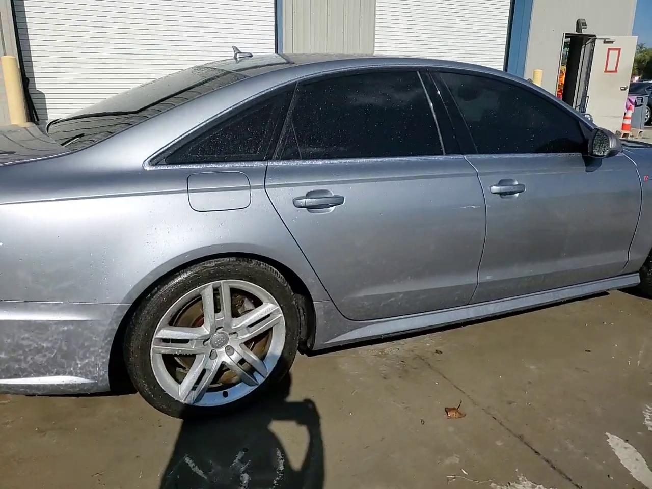 Фото: WAUFGAFC2GN073670