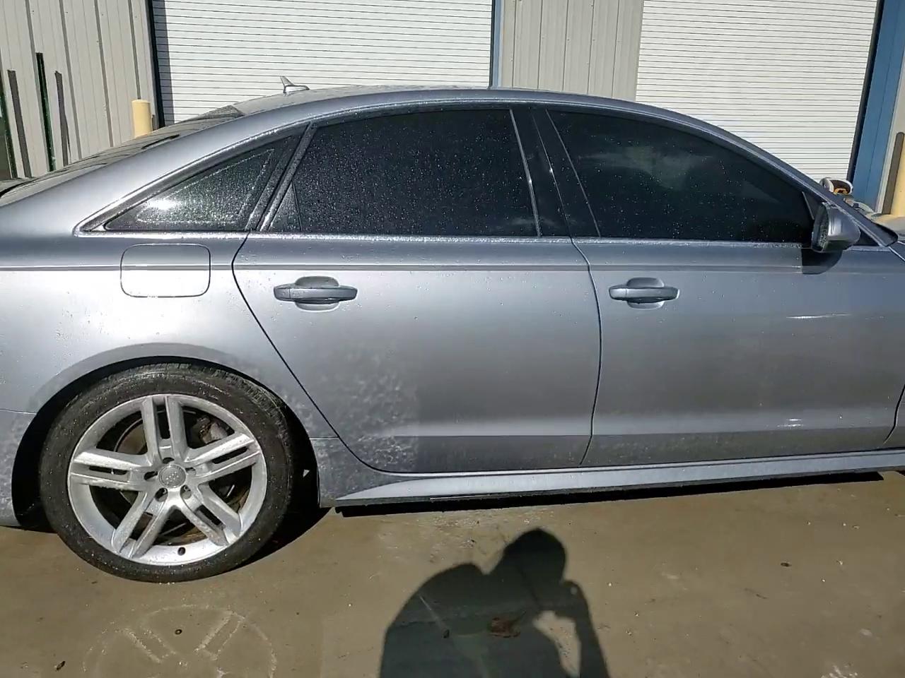 Фото: WAUFGAFC2GN073670