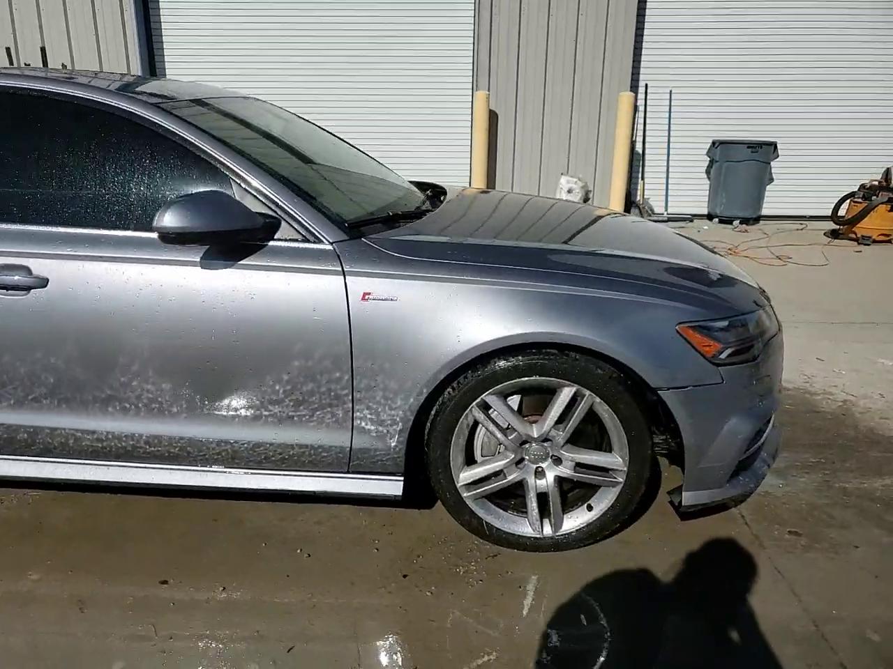 Фото: WAUFGAFC2GN073670