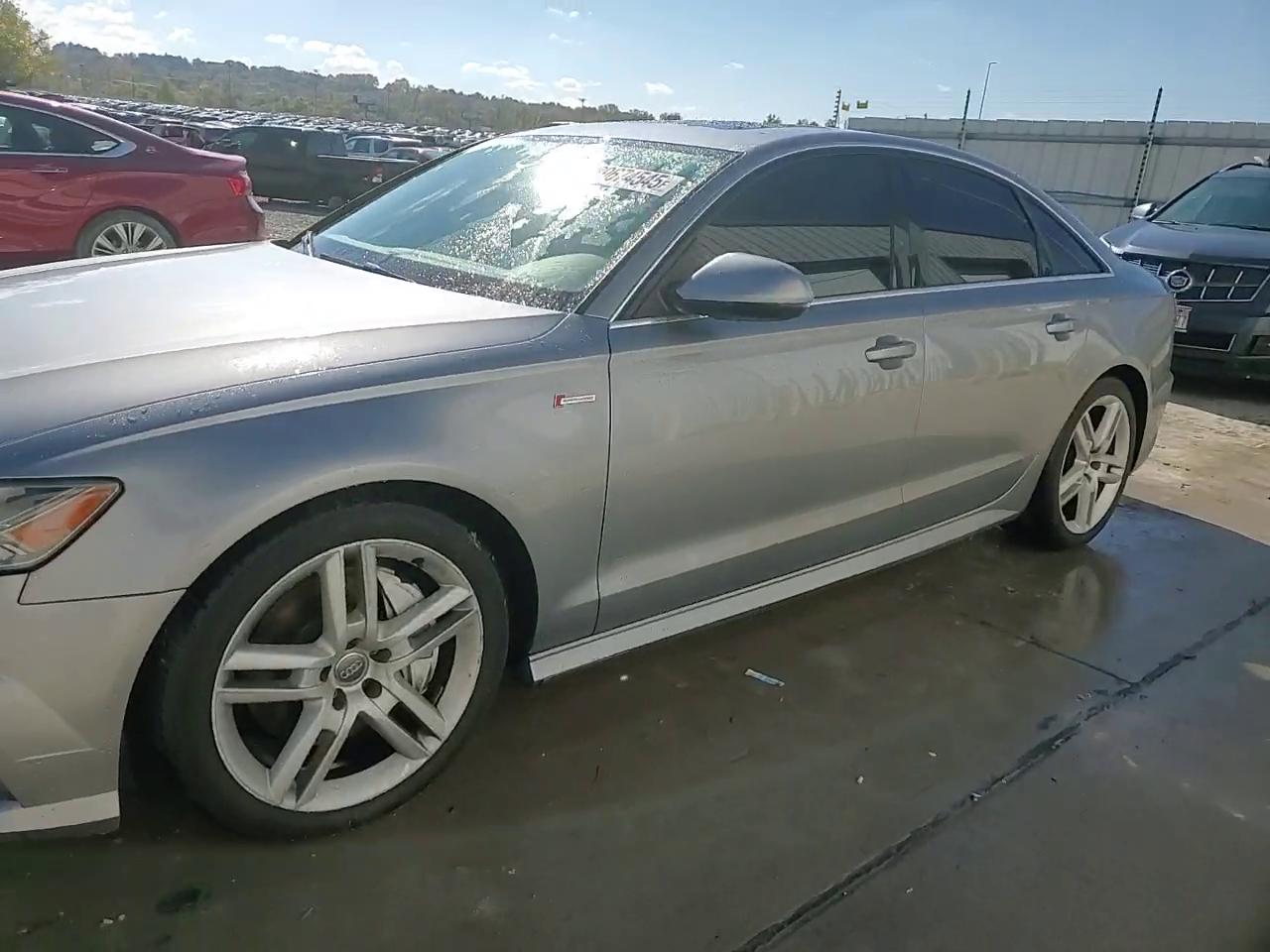 Фото: WAUFGAFC2GN073670