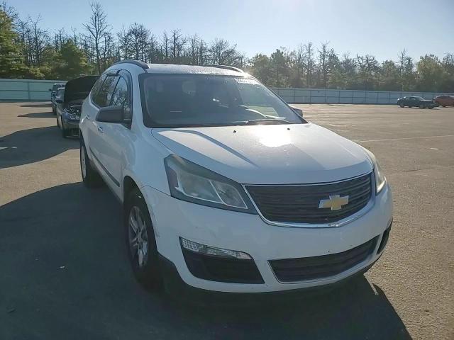 2015 Chevrolet Traverse Ls VIN: 1GNKRFED6FJ276755 Lot: 82391275