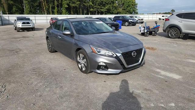 2020 Nissan Altima S VIN: 1N4BL4BV3LC211976 Lot: 81962675