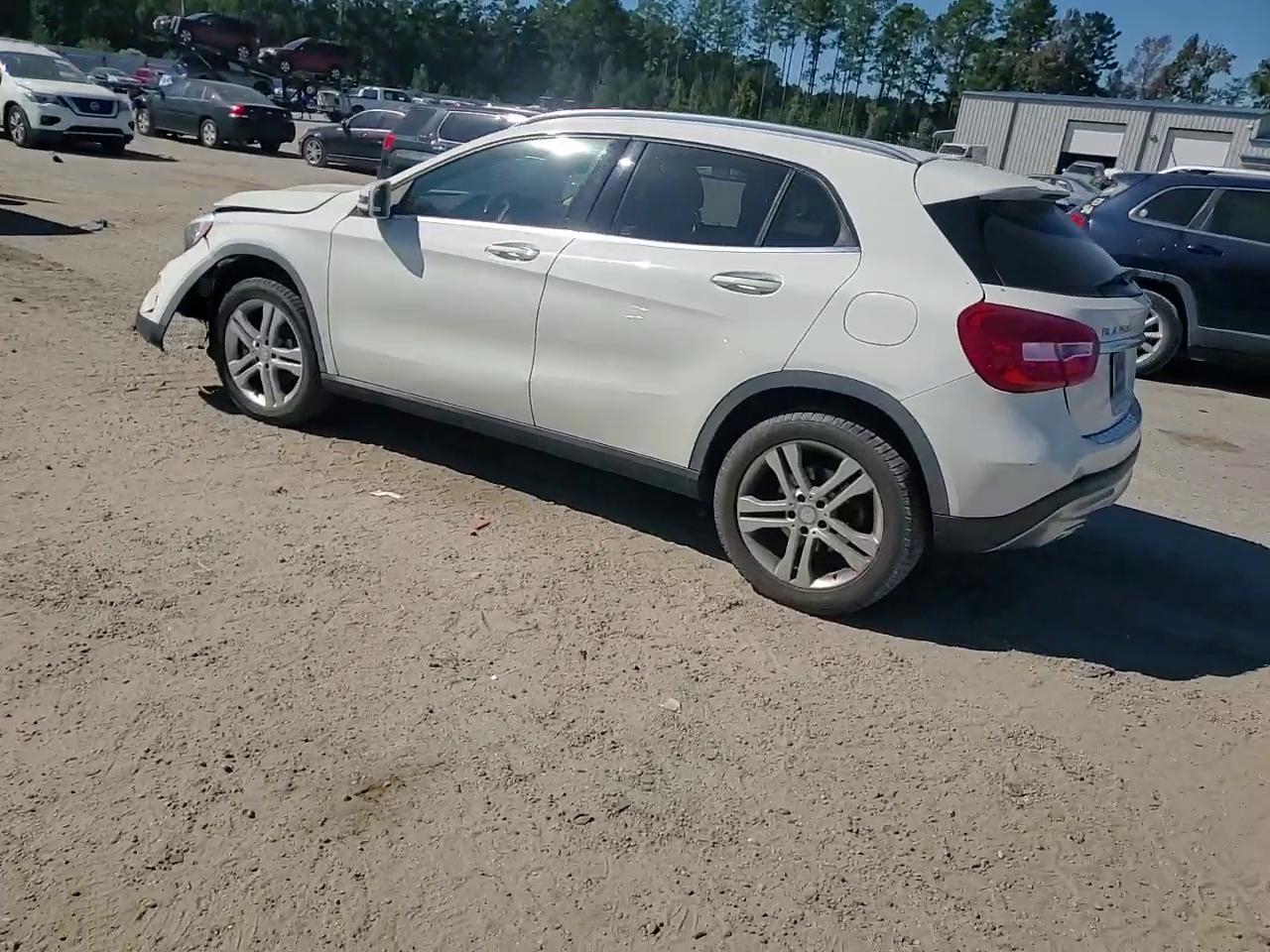 Фото: WDCTG4GB8GJ234487