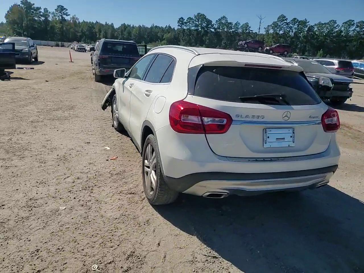 Фото: WDCTG4GB8GJ234487