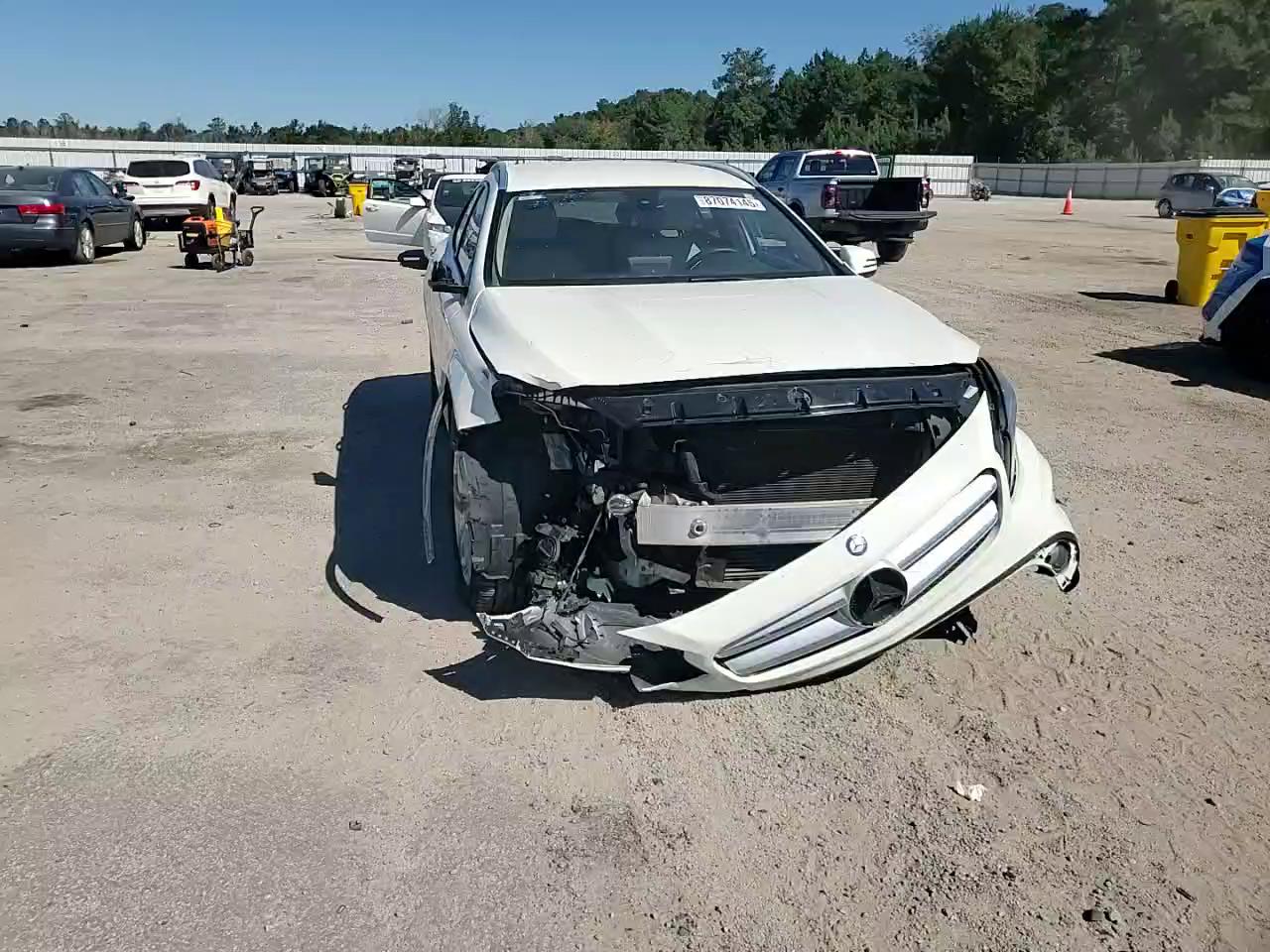 Фото: WDCTG4GB8GJ234487