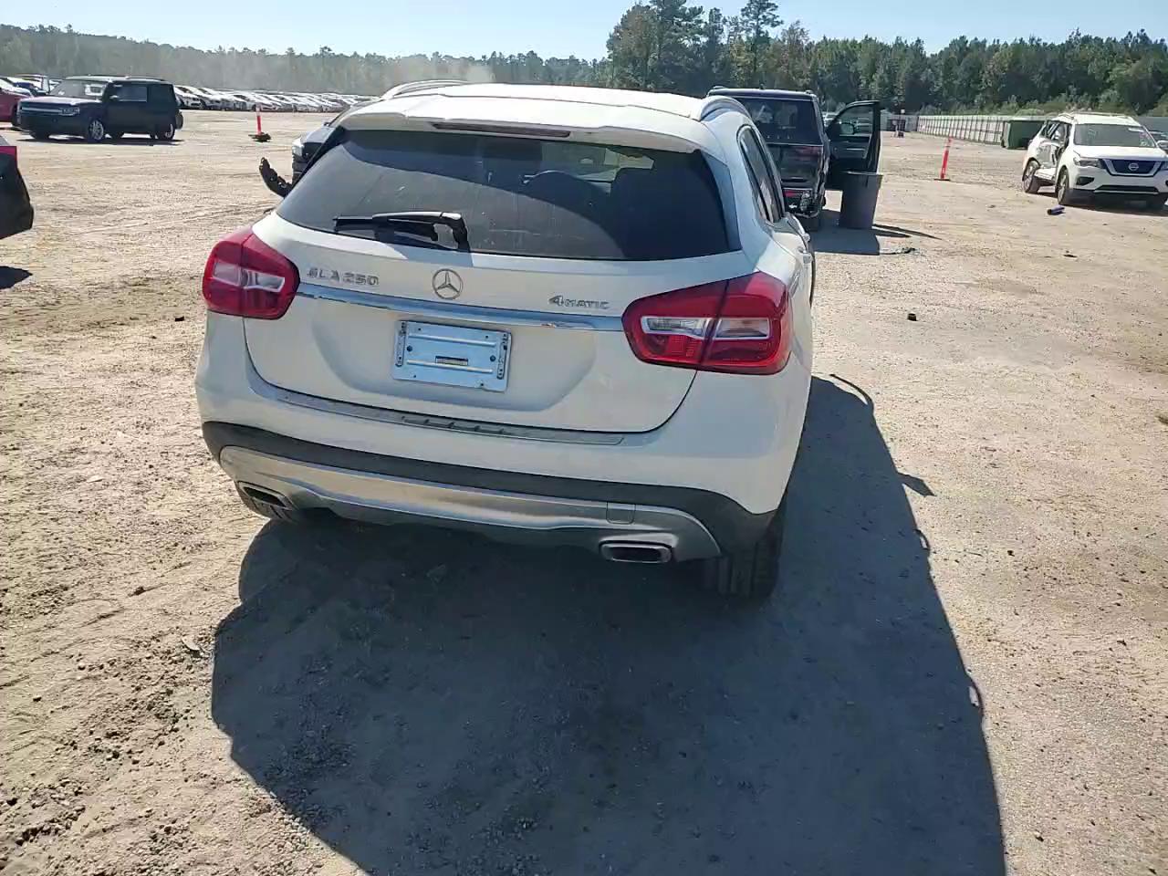 Фото: WDCTG4GB8GJ234487