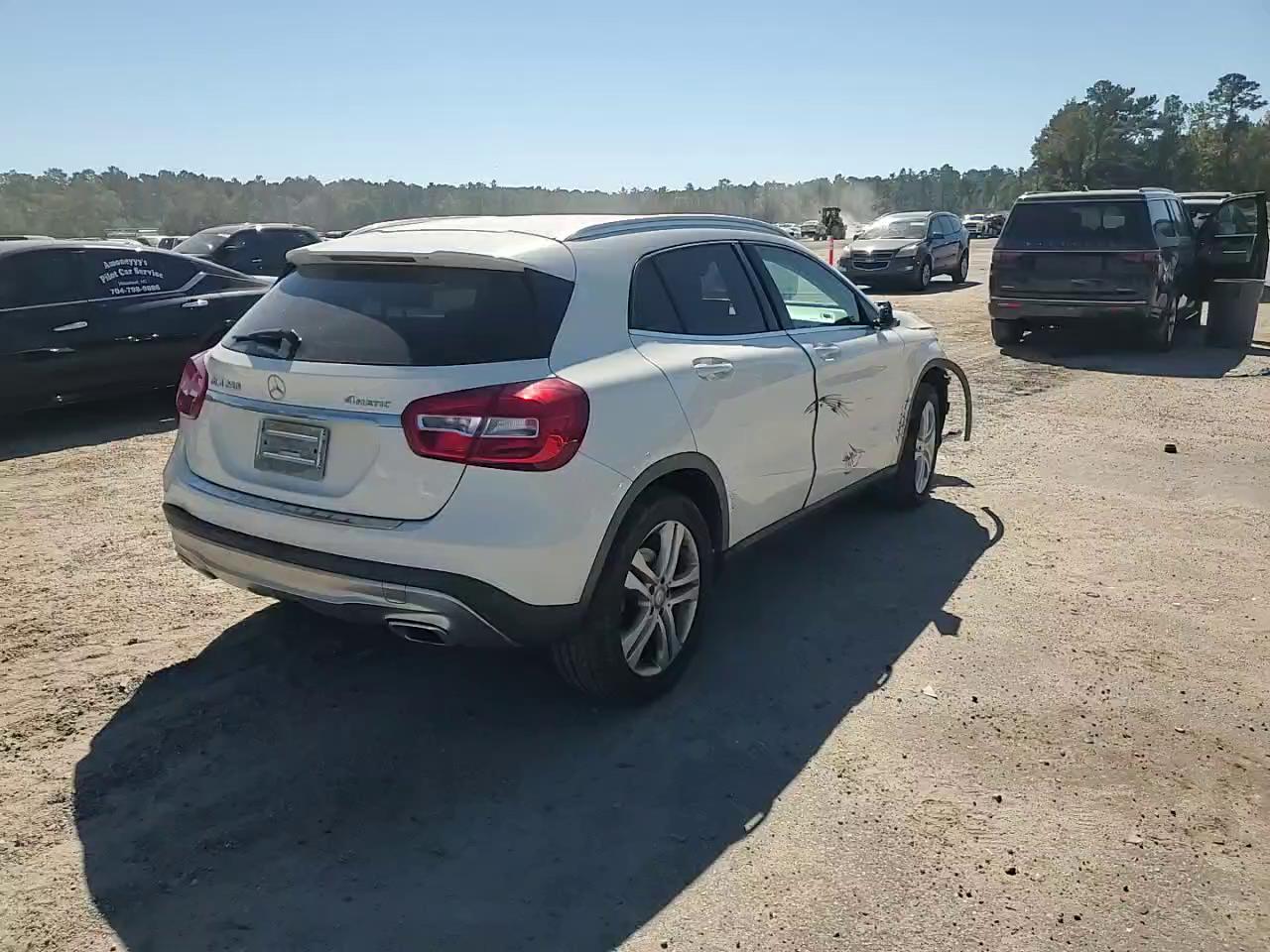 Фото: WDCTG4GB8GJ234487