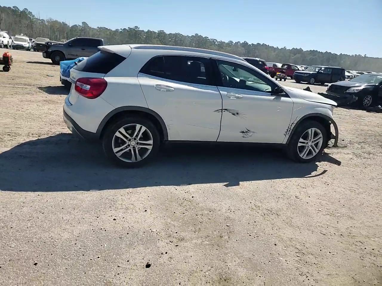 Фото: WDCTG4GB8GJ234487