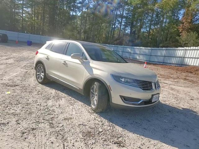 2016 Lincoln Mkx Reserve VIN: 2LMTJ8LP6GBL56639 Lot: 82625385
