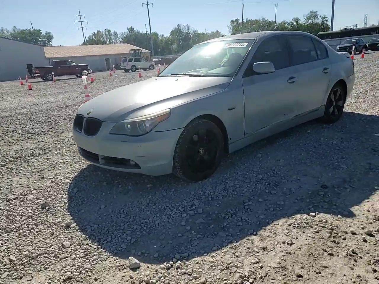 Фото: WBANF73567CU28262