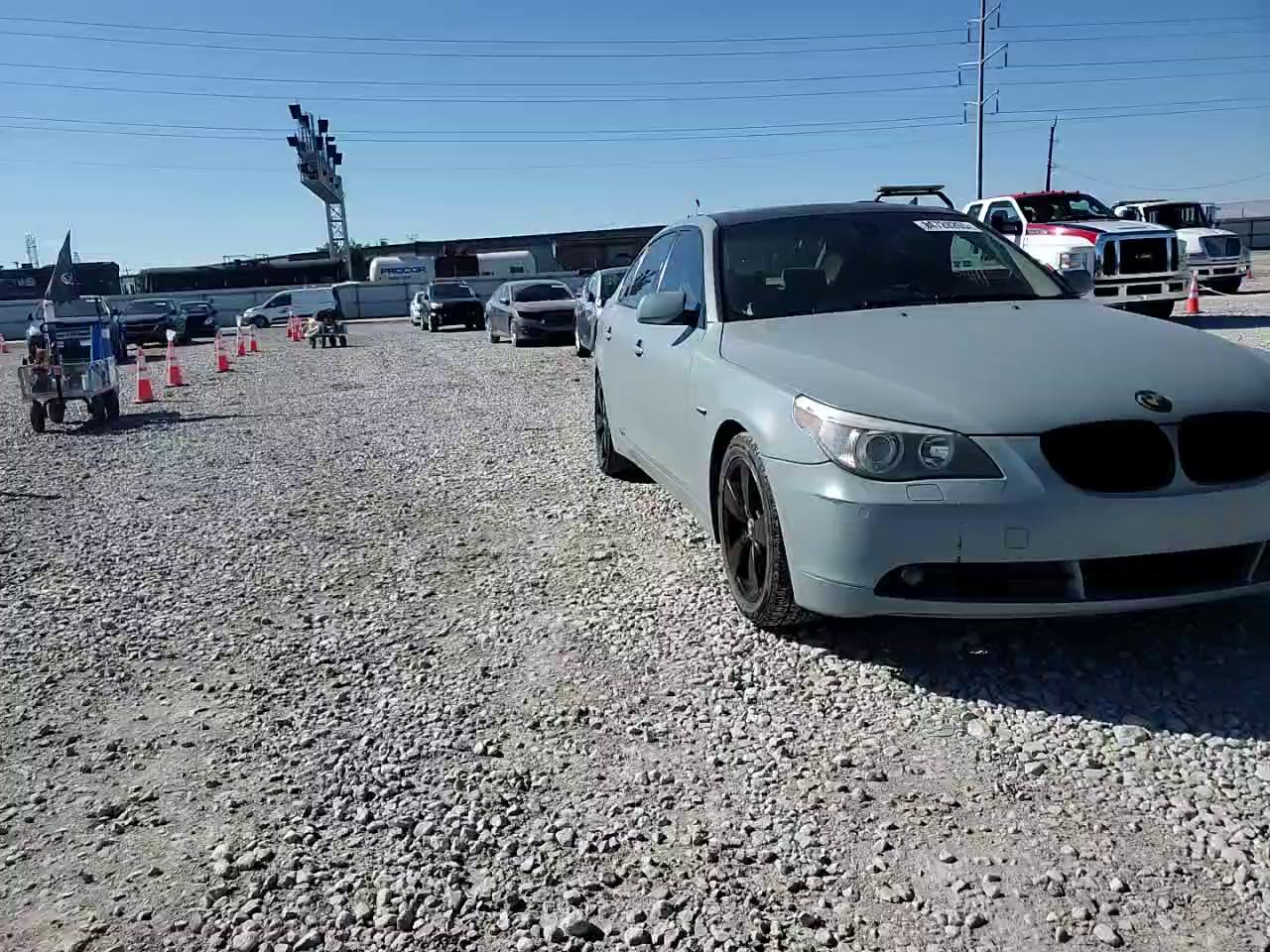 Фото: WBANF73567CU28262