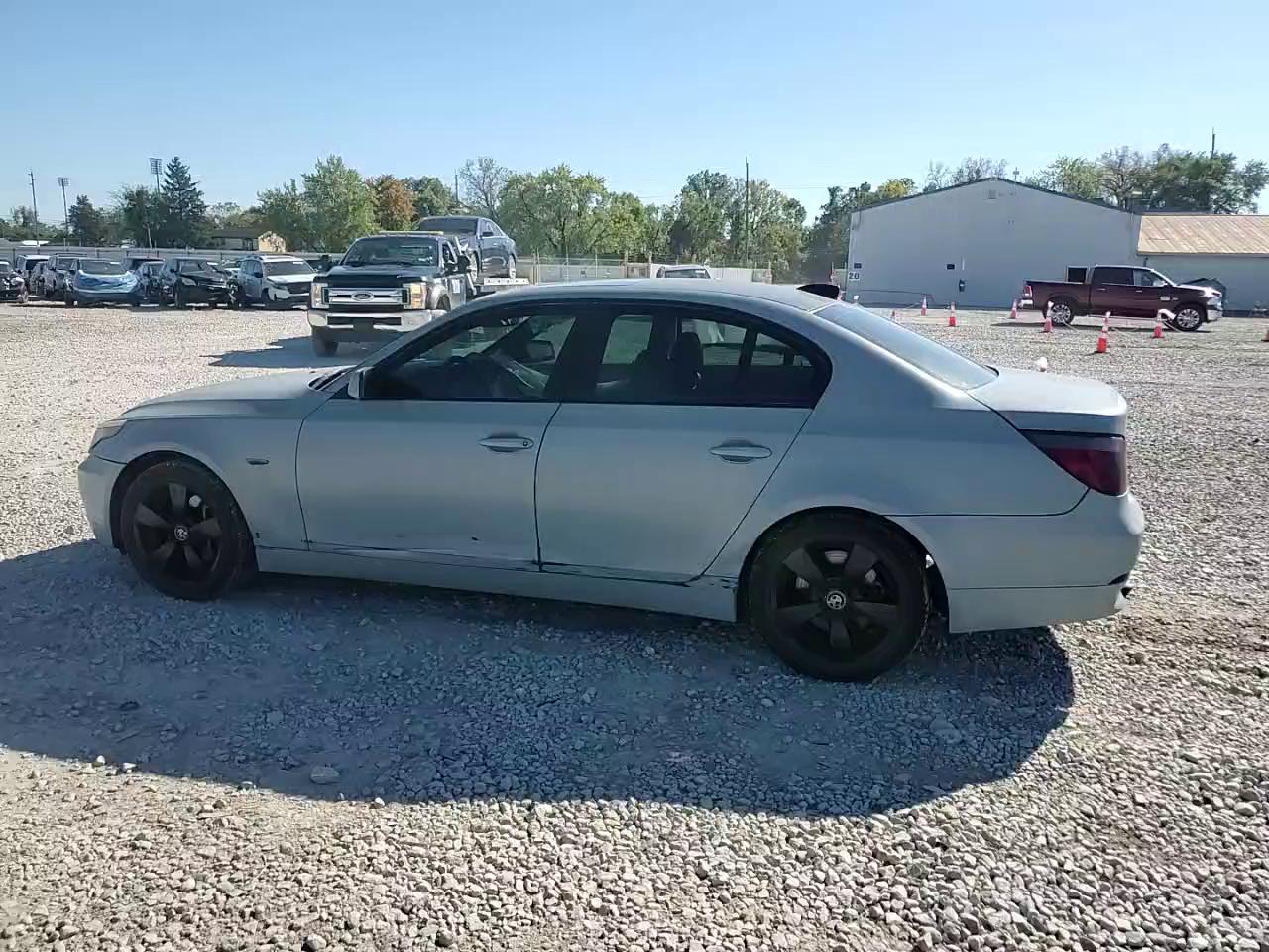 Фото: WBANF73567CU28262