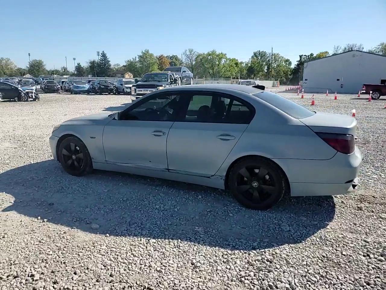 Фото: WBANF73567CU28262