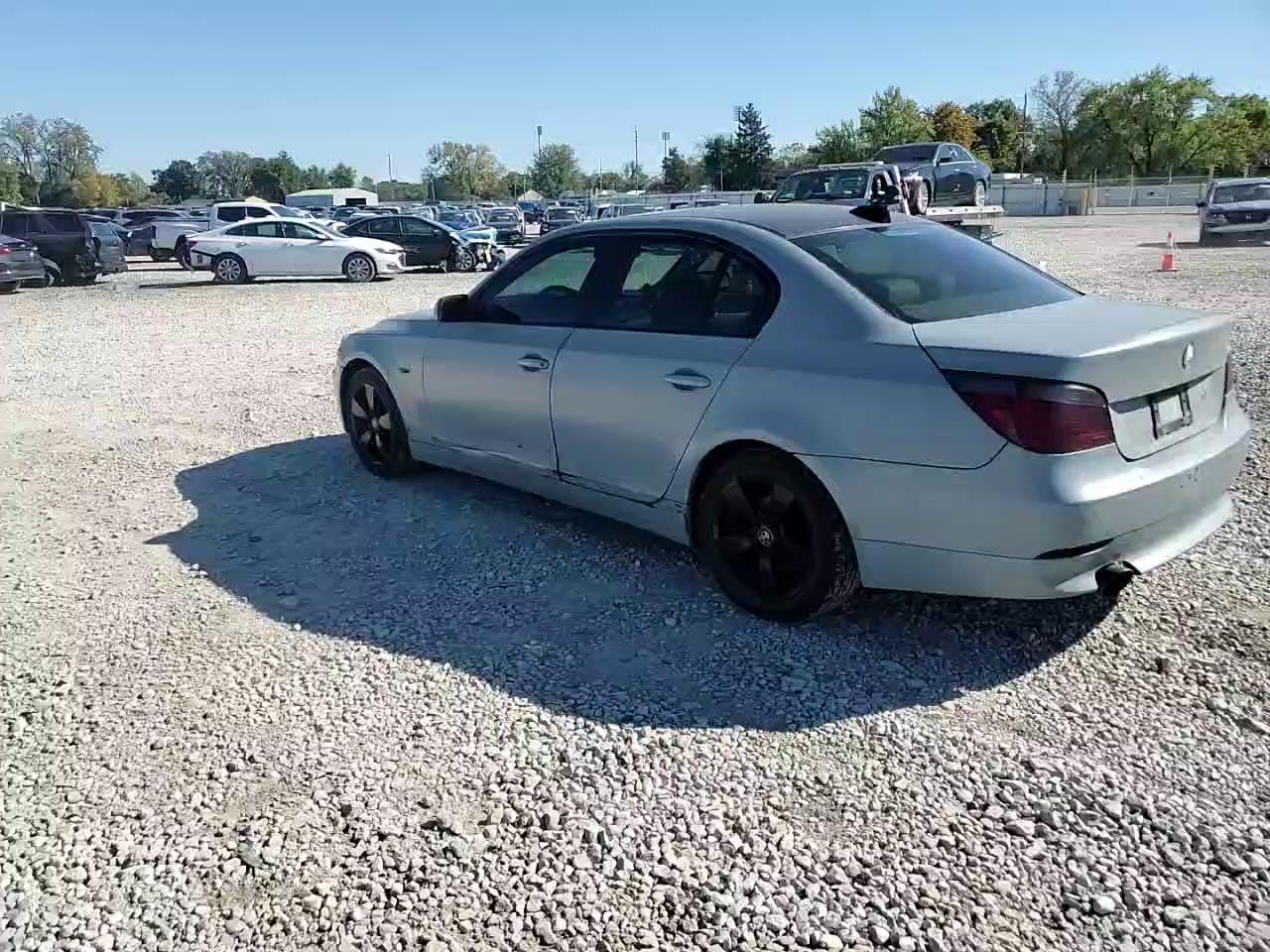 Фото: WBANF73567CU28262