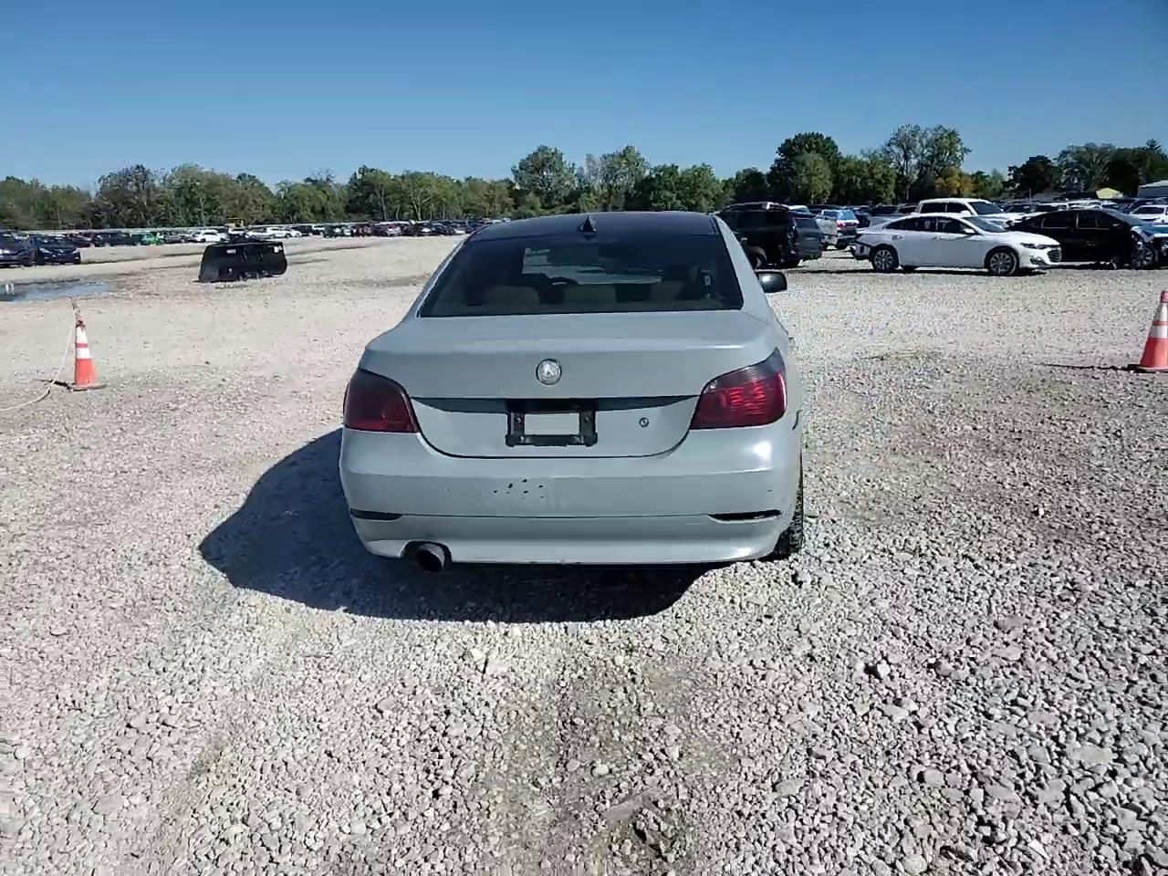 Фото: WBANF73567CU28262