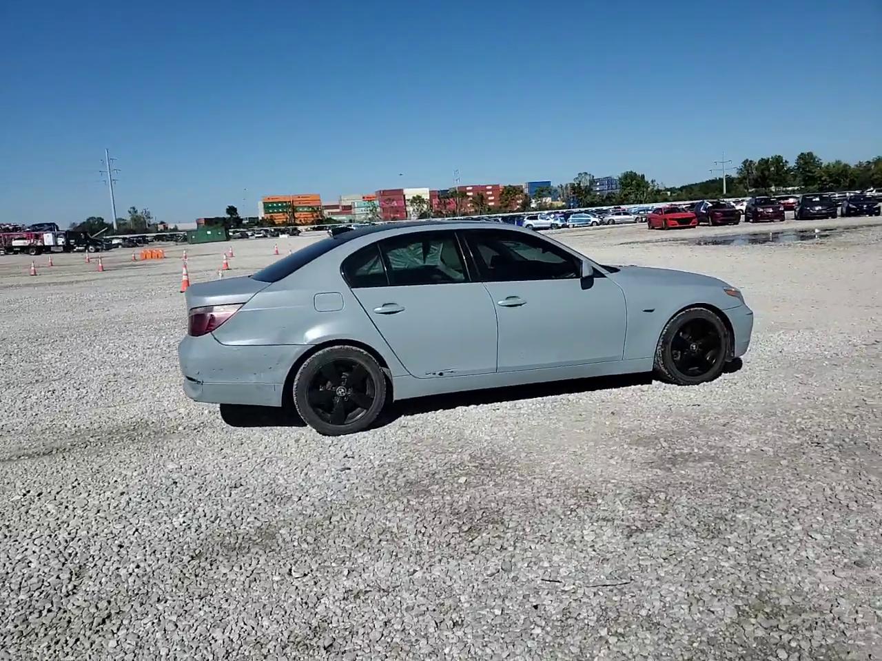 Фото: WBANF73567CU28262