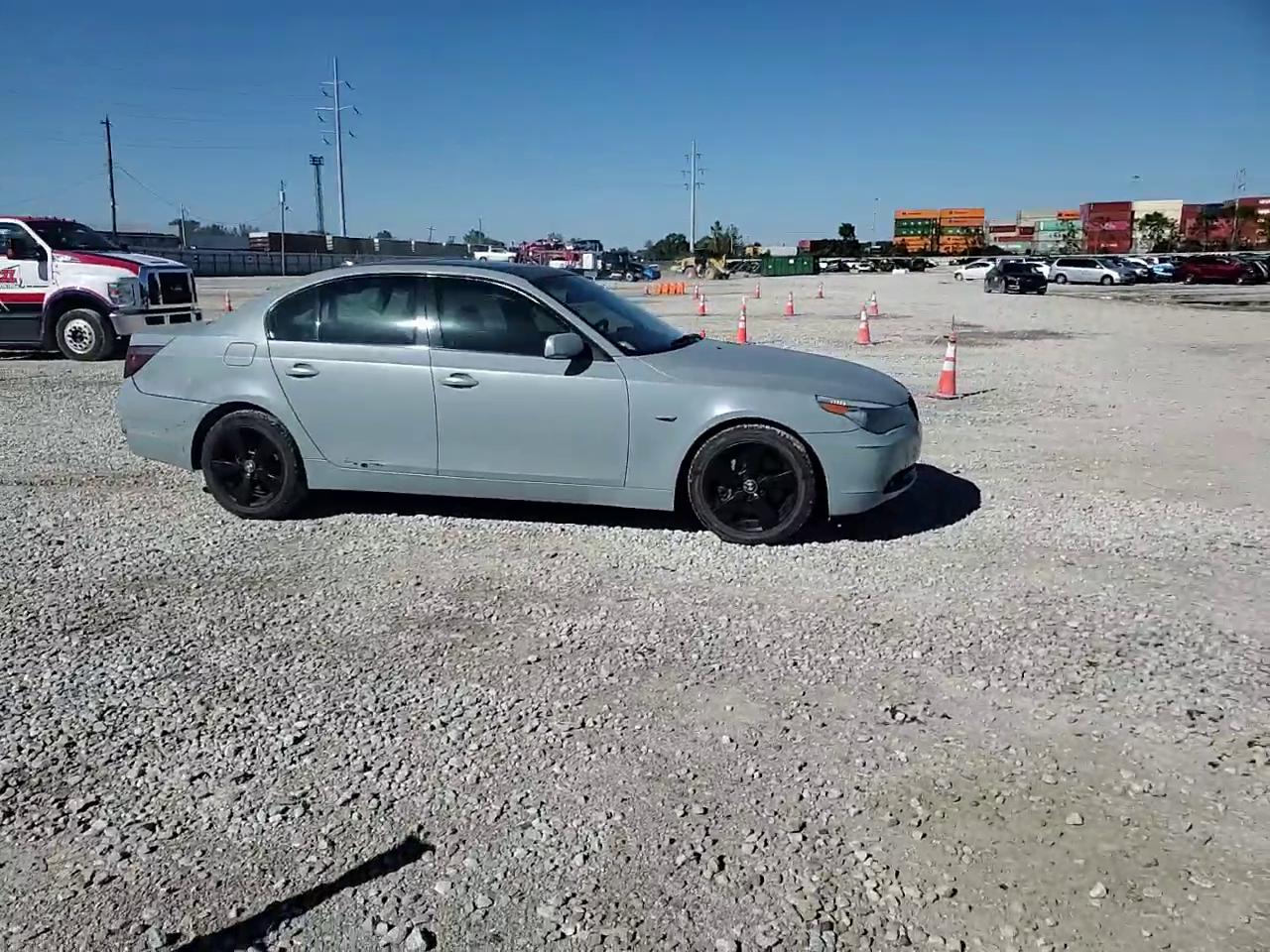 Фото: WBANF73567CU28262