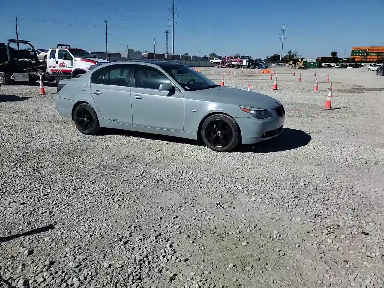 Фото: WBANF73567CU28262