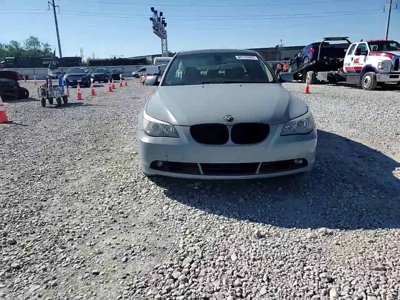 Фото: WBANF73567CU28262