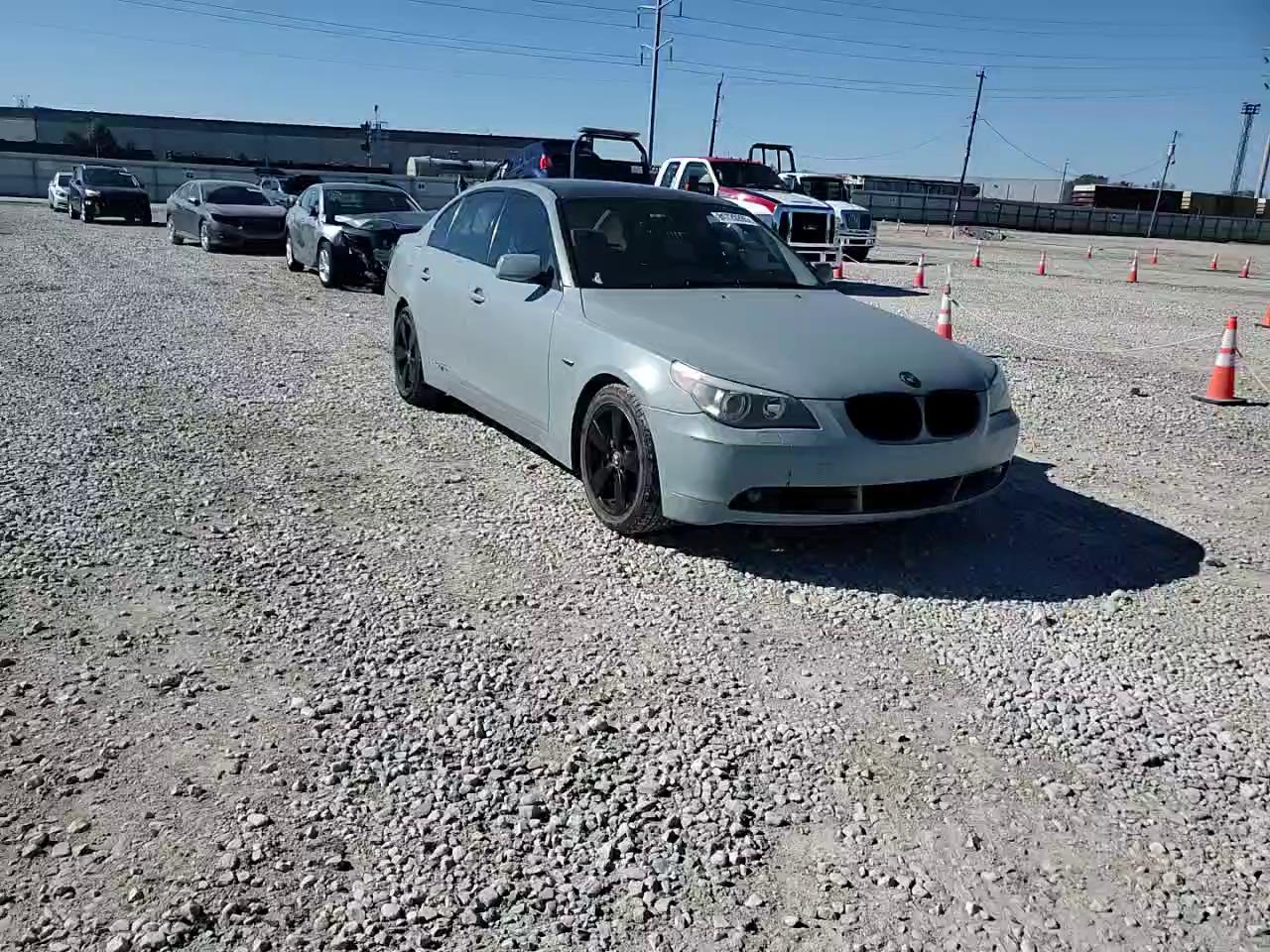 Фото: WBANF73567CU28262