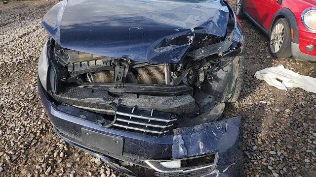 2015 Volkswagen Passat Sel VIN: 1VWCV7A36FC069957 Lot: 82357895