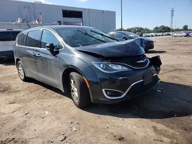 2020 Chrysler Pacifica Touring VIN: 2C4RC1FG0LR234058 Lot: 82396325