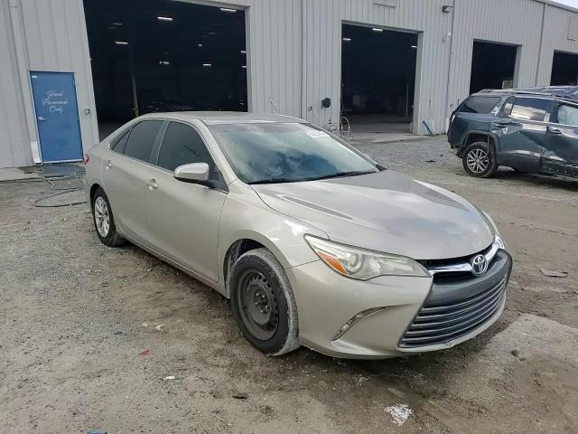 2016 Toyota Camry Le VIN: 4T1BF1FKXGU551363 Lot: 85697445