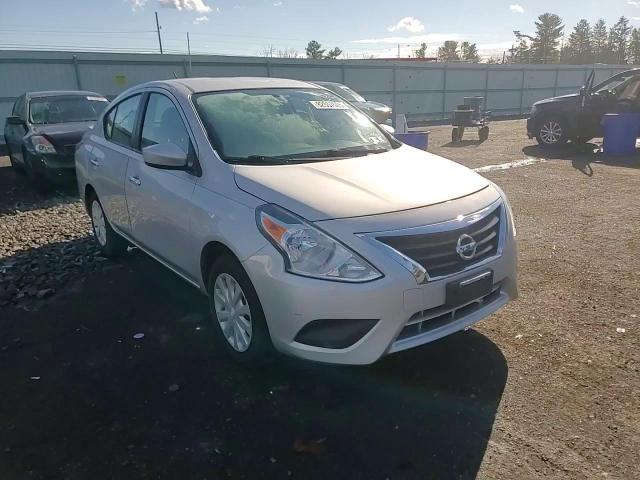2017 Nissan Versa S VIN: 3N1CN7AP8HL869675 Lot: 82557005