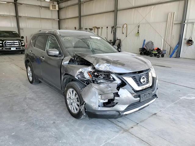 2017 Nissan Rogue S VIN: JN8AT2MV9HW256647 Lot: 81964755