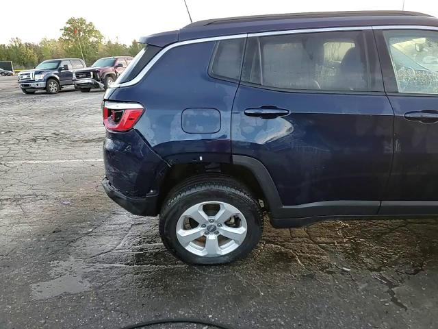 2019 Jeep Compass Latitude VIN: 3C4NJCBB7KT636584 Lot: 84646855