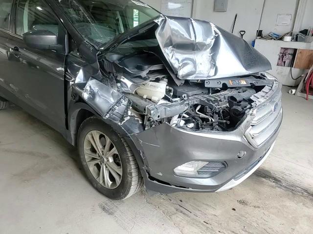 2017 Ford Escape Se VIN: 1FMCU9GD1HUE46737 Lot: 84905995