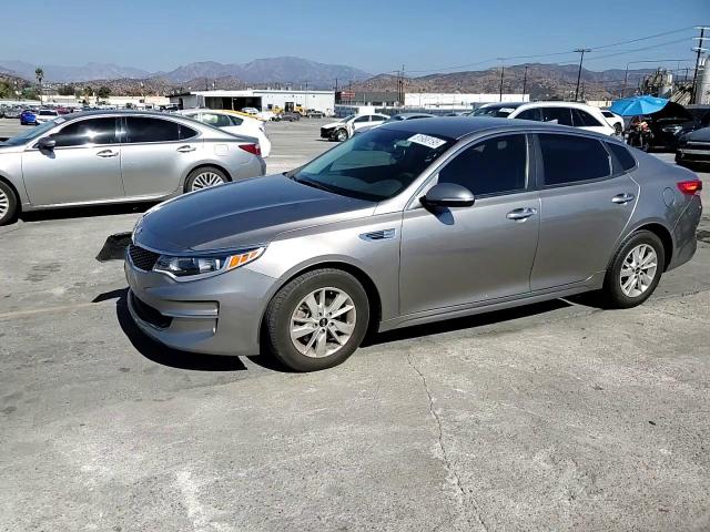 2018 Kia Optima Lx VIN: 5XXGT4L37JG187224 Lot: 81988195