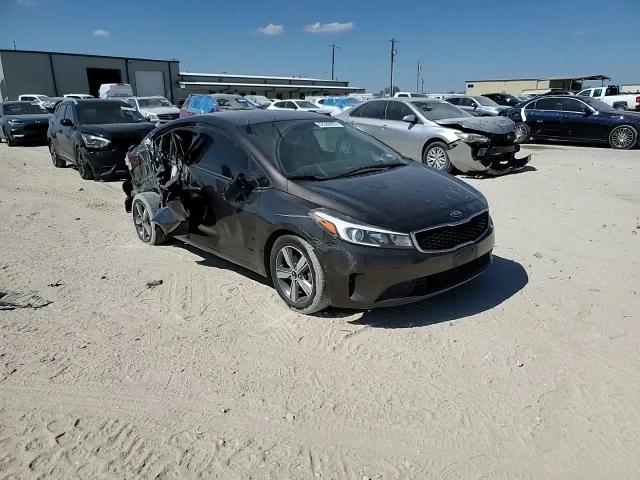 2018 Kia Forte Lx VIN: 3KPFL4A78JE170734 Lot: 82506055