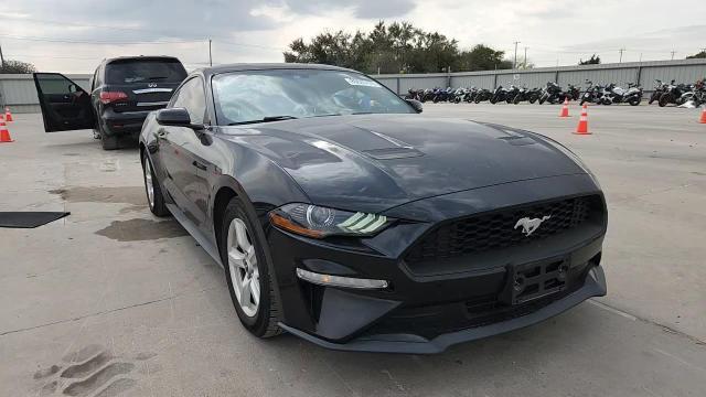 2018 Ford Mustang VIN: 1FA6P8TH2J5125811 Lot: 89643125