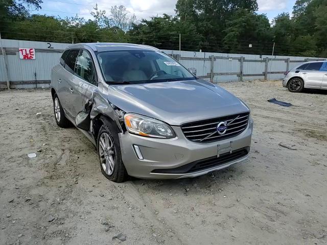 2016 Volvo Xc60 T5 Premier VIN: YV440MDK8G2910768 Lot: 84828655