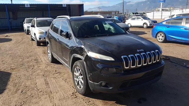2016 Jeep Cherokee Latitude VIN: 1C4PJMCS0GW163013 Lot: 86690675