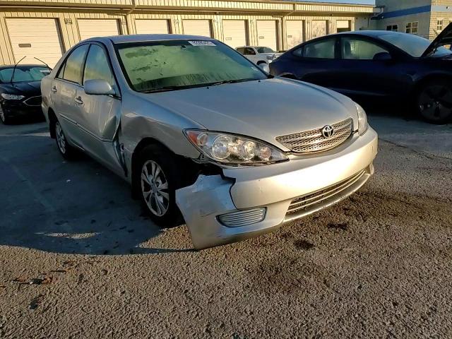 2006 Toyota Camry Le VIN: 4T1BF30K16U633890 Lot: 82285425