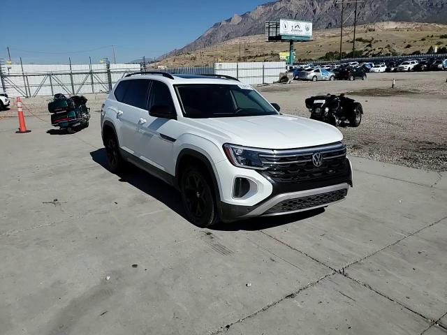 2024 Volkswagen Atlas Peak Edition Se VIN: 1V2CR2CA0RC570500 Lot: 82289715