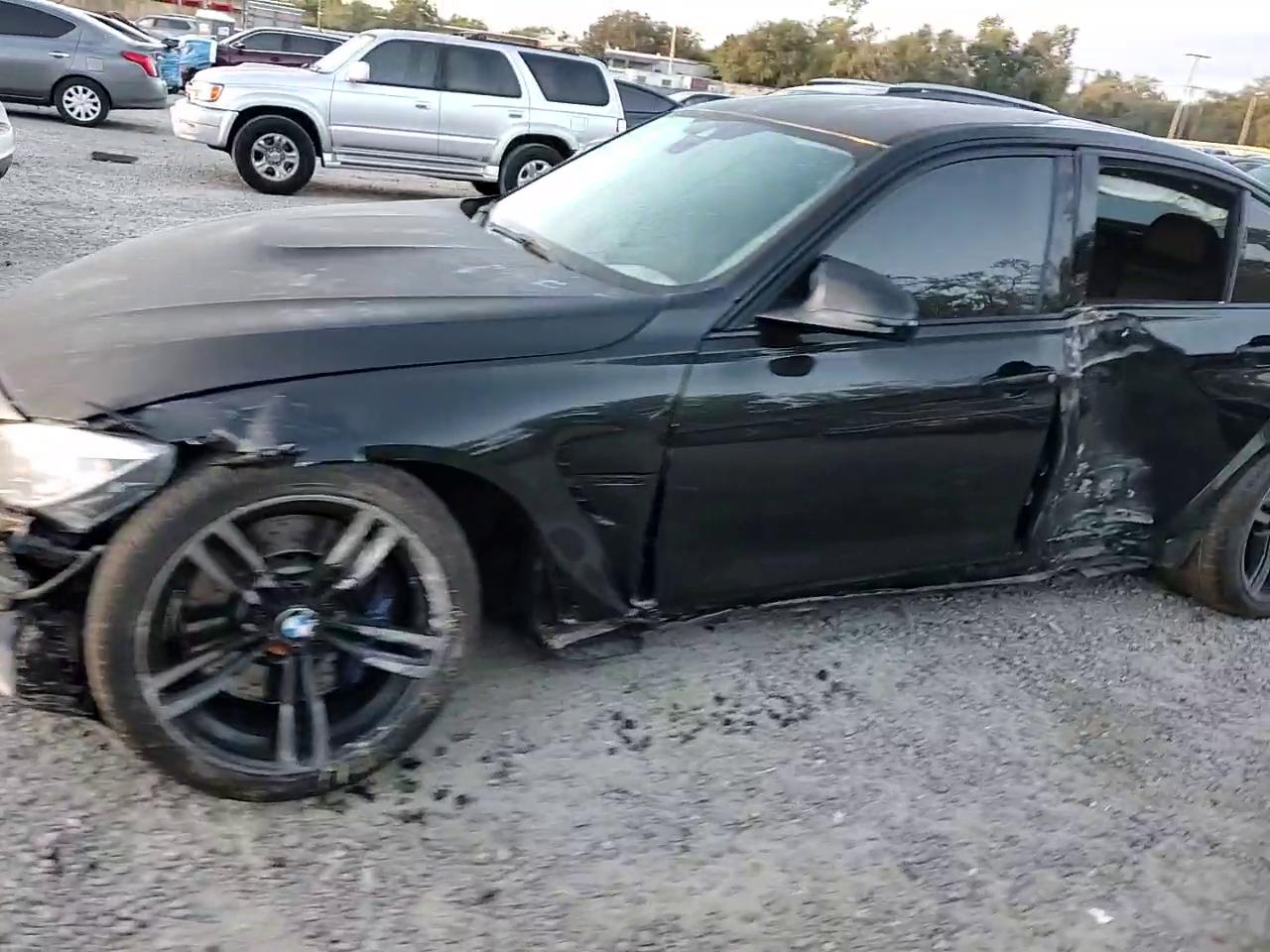 Фото: WBS8M9C53H5G42287