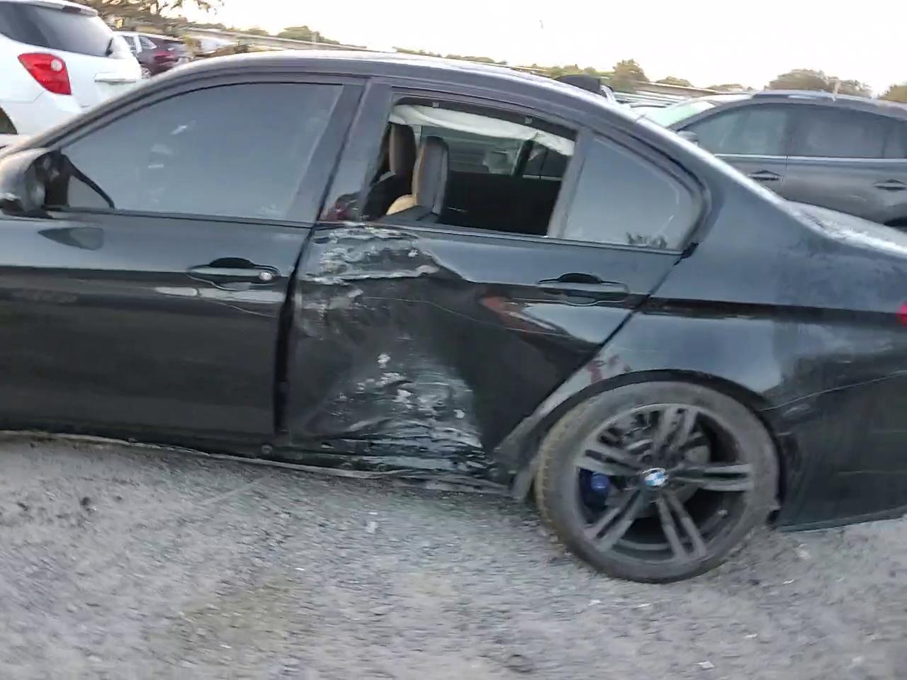 Фото: WBS8M9C53H5G42287