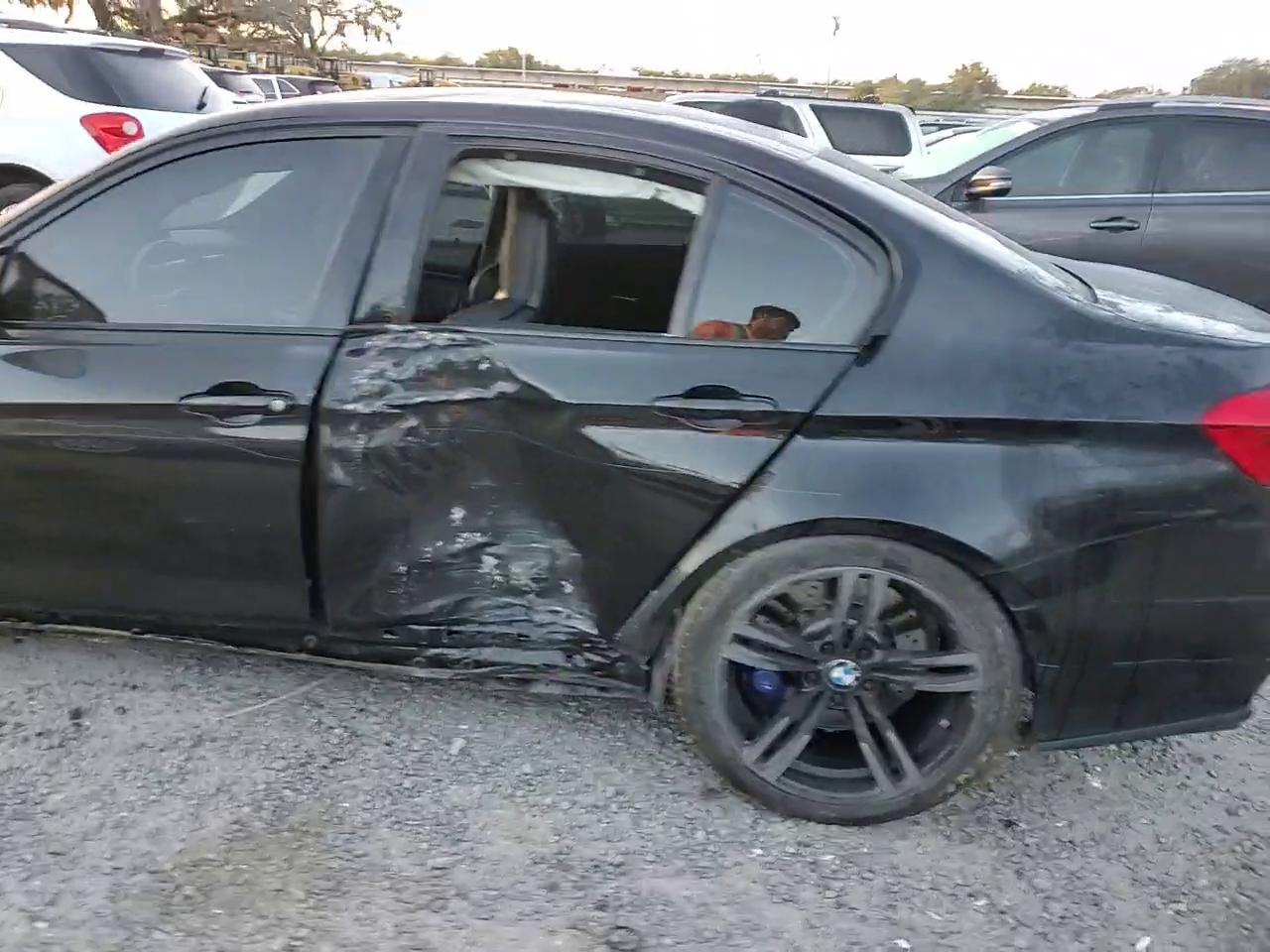 Фото: WBS8M9C53H5G42287