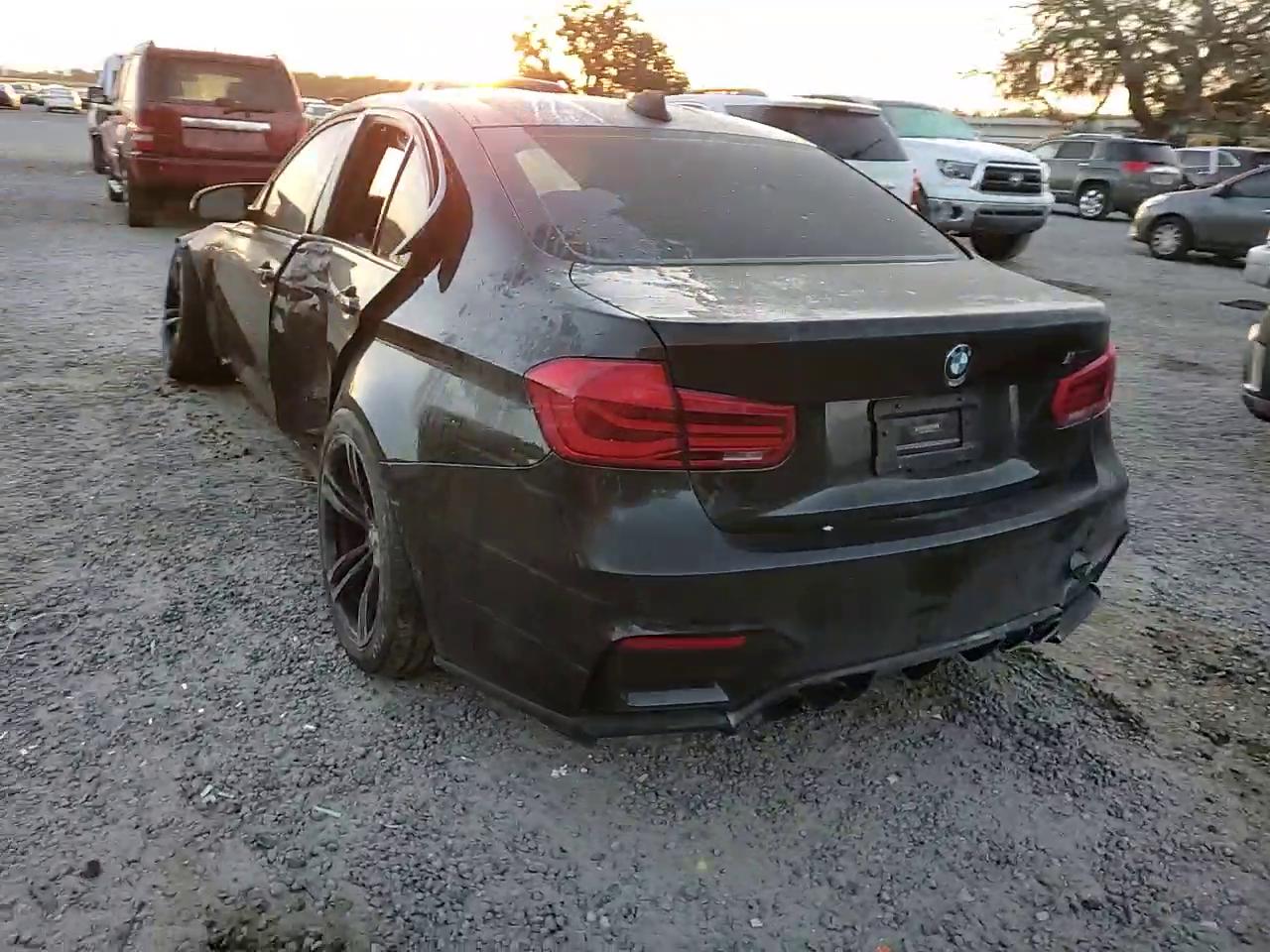 Фото: WBS8M9C53H5G42287